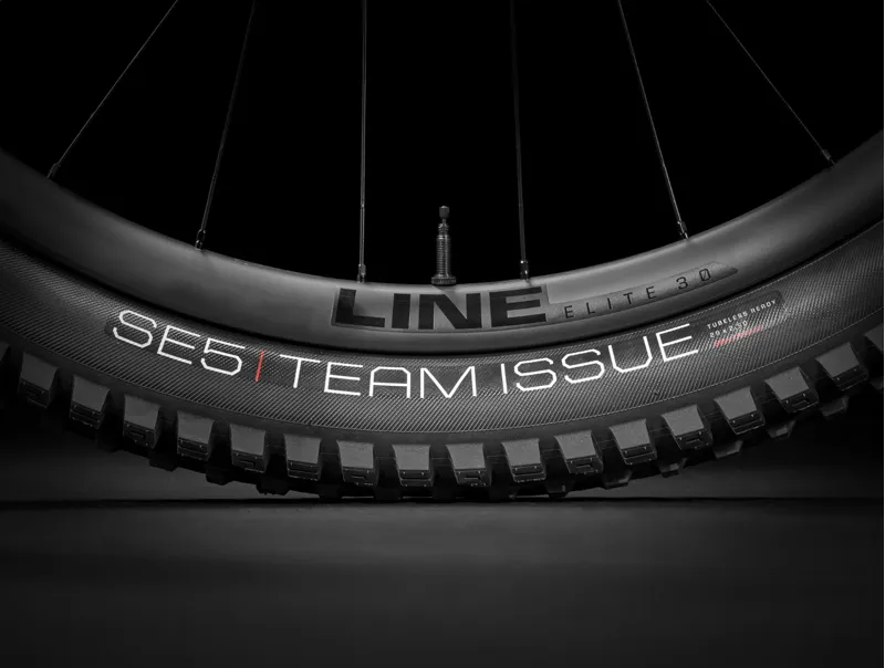 Trek Fuel EX 9.8 GX AXS Full Suspension Mountain Bike 2025 in Deep Smoke-8